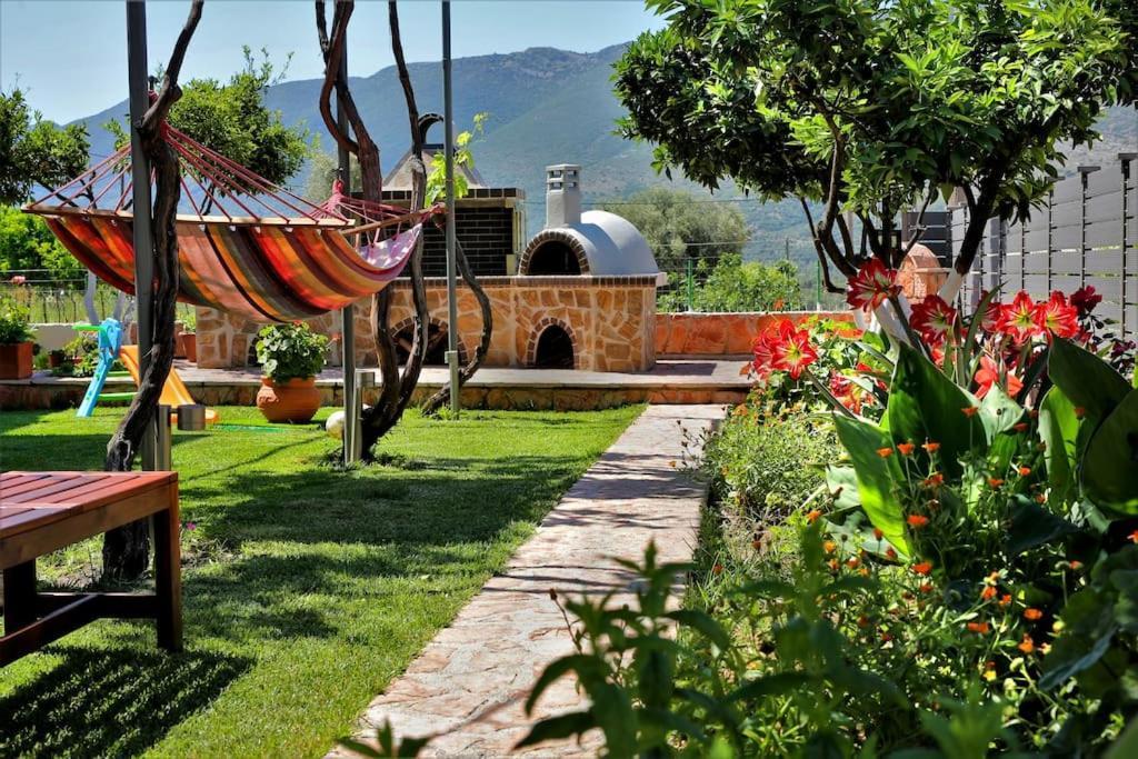 "Elegant & Quiet House" Daire İgumeniça Dış mekan fotoğraf